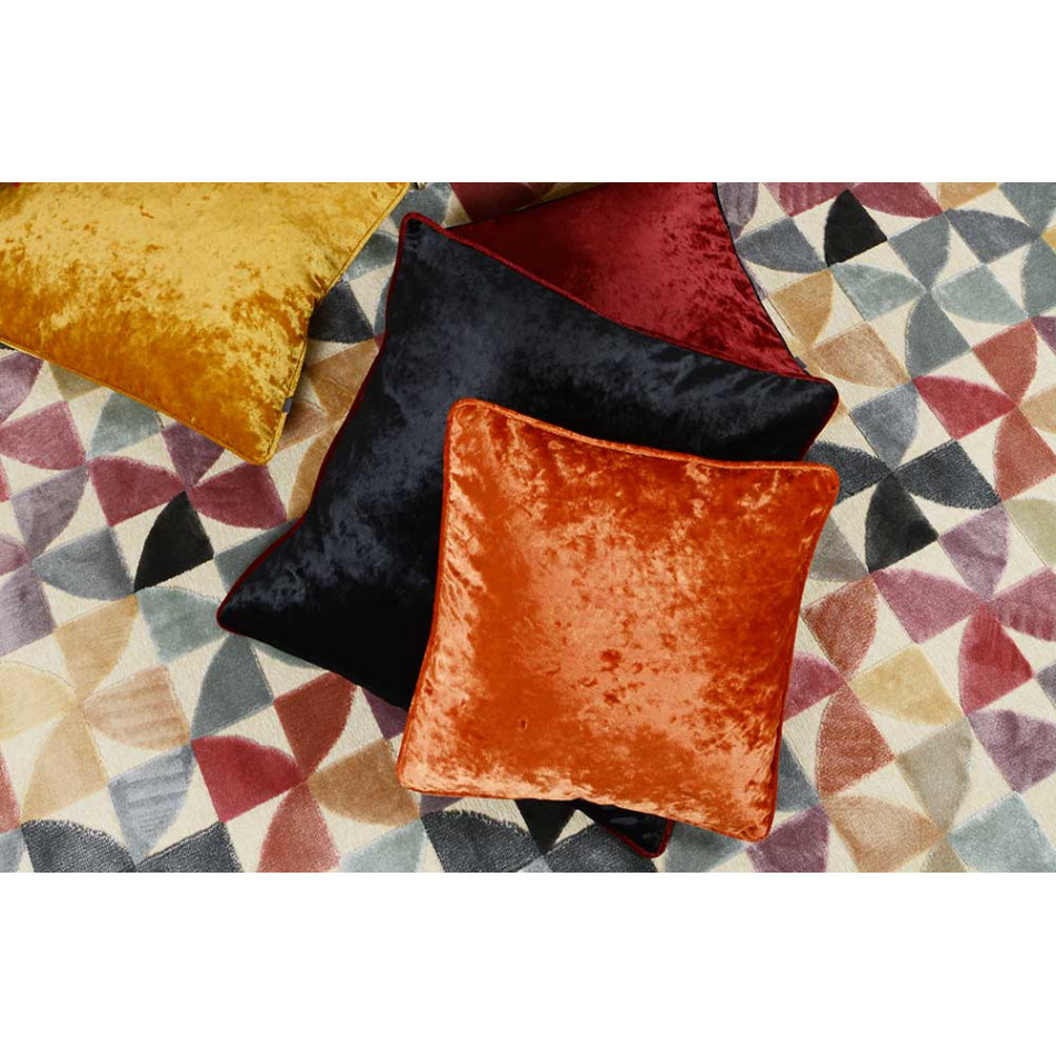 Decorative pillowcase Celebrity, black/bordeaux trim 60x60cm