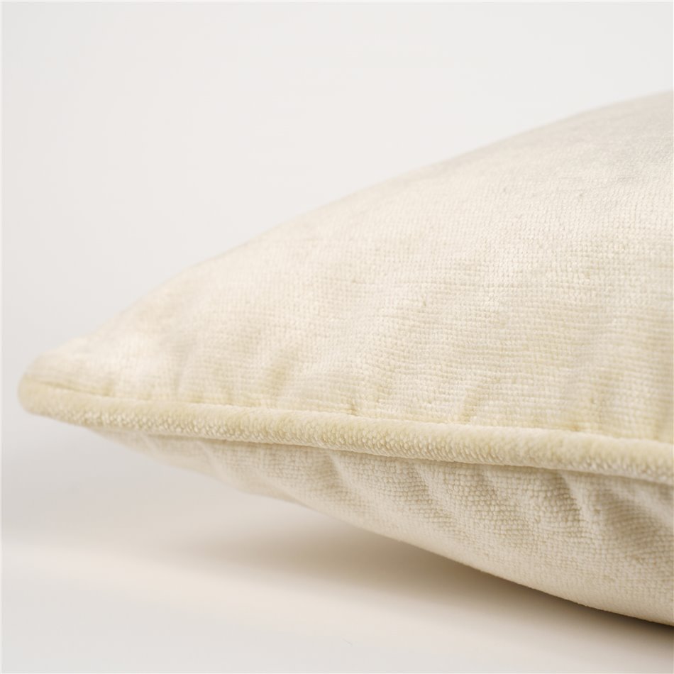 Decorative pillowcase Lotta, cream, with trim, 45x45cm