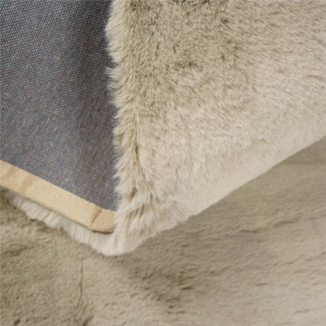 Carpet Laheaven, taupe color, 200x200cm