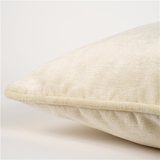 Decorative pillowcase Lotta, cream, with trim, 45x45cm